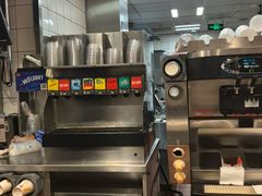 -麦当劳(东直门外大街店)