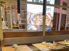 -关东小磨东北菜(上海长风大悦城店)