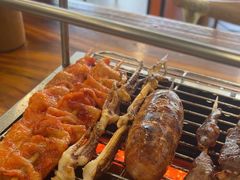 -哈尔滨小酒馆·鲜肉现穿自助烧烤(康新花园店)