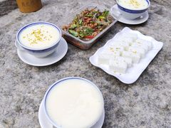 -周大娘牛乳(旧寨古村总店)