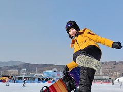 -辽阳弓长岭温泉滑雪场