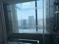 -上海龙之梦万丽酒店
