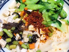 -陇上秦轩西安biangbiang面(EFC欧美金融商业城店)