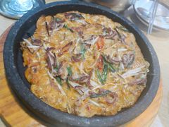 泡菜饼-神仙雪浓汤(弘大店)