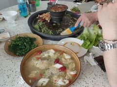 -苗家特色土烙锅·老字号