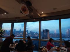 -港丽餐厅(正大店)