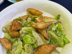 -伊带伊路新疆美食府(呼家楼店)