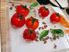 番茄脆菇沙拉-小大董·烤鸭(凤凰汇店)