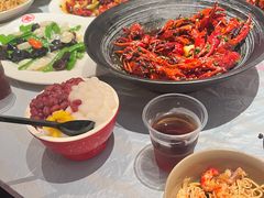 -肥肥虾庄·金牌油焖大虾(杨园滨江时代walk店)
