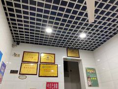 -覃肥叔桂林米粉(粮道街店)