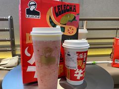 草莓酪酪-LELECHA乐乐茶(百货大楼店)