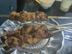 -烤肉小伙烤肉店