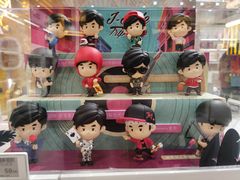 -泡泡玛特POPMART(上海环球港店)