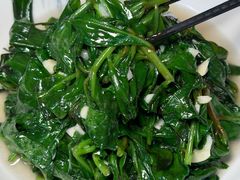 -芦茨金富饭庄·25年老字号·专做稻草鸡