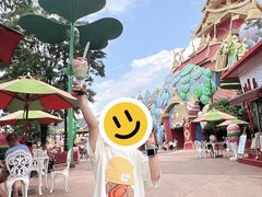 -七彩云南欢乐世界