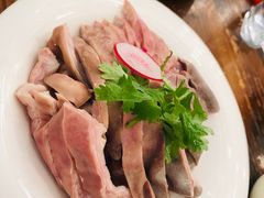 -侬佳蒸菜馆(听潮店)