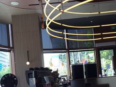 -星巴克臻选(上海虹桥新天地三店)