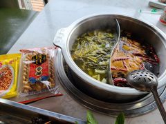 -签签飞串串火锅