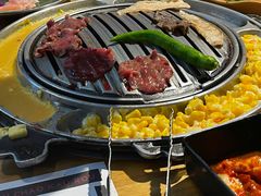 -青瓦炭韩潮烤肉(花园道店)
