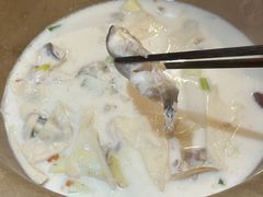 -滇香肴·云南菜蒸汽石锅鱼(云南北路店)
