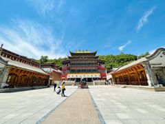 -塔尔寺游客服务中心