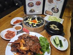 -喇喇排骨火锅·传统韩式脊骨汤(望京西园总店)