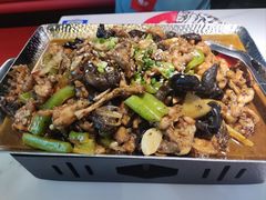 -蛙舍·炭烧牛蛙(东百中心店)
