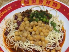 -魔都三兄弟酸辣粉·蘸卤炸串(虹桥万科店)