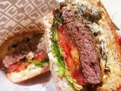 黑松露牛肉汉堡-JPG canteen(广州乐峰广场店)