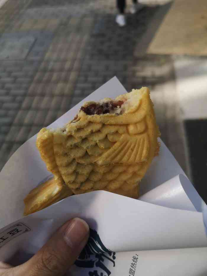 鸣门鲷烧本铺「原味牛奶鲷鱼烧」点的原味牛奶的,是甜甜.