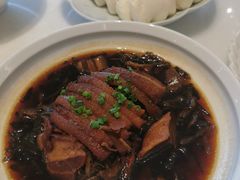 梅干菜烧肉-南太湖山庄·四季轩&国风堂中餐厅