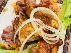 龟兹烤羊腿-清真·玛丽亚新疆菜主题餐厅(浙江中路店)