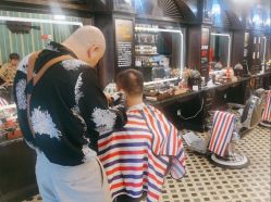-海文先生国潮烫染男士理发馆