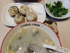 -小杨生煎(金山百联购物中心3楼店)