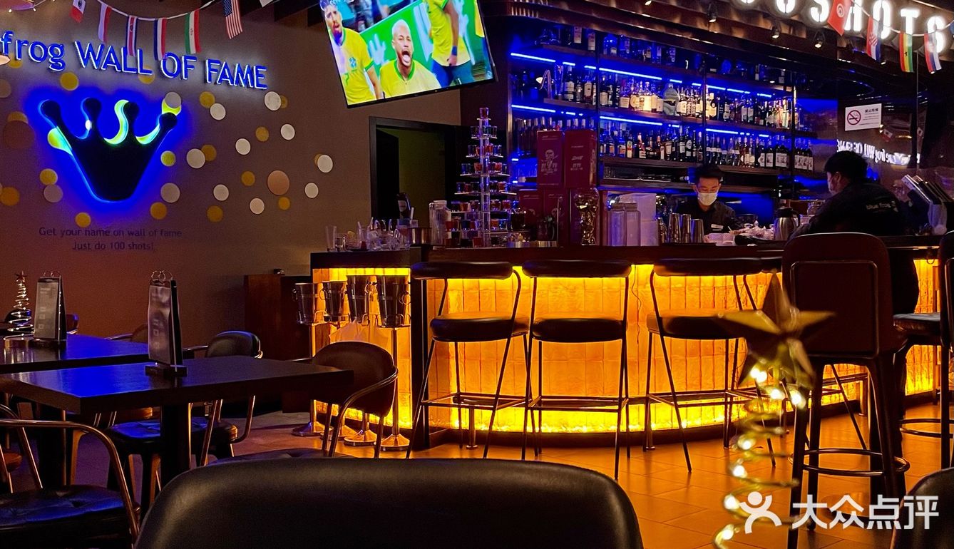 无人能敌❗️冬日蓝蛙圣诞氛围太棒了🎄