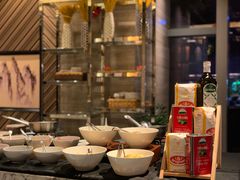 自助调料区-深圳四季酒店·馥自助餐厅