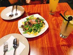 里昂沙拉-HOLA西班牙餐厅(空港店)