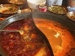 -萍姐火锅·公路夜市(武汉首店)