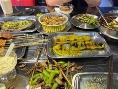 -马路牙子烧烤音乐酒馆(望京店)