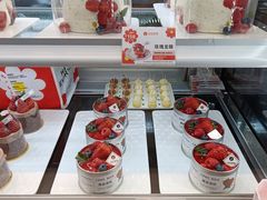 -花花卷卷·鲜食蛋糕(静安久光百货店)