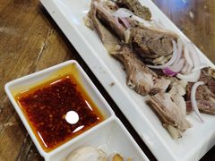 手抓羊肉半斤-清真·玛丽亚新疆菜主题餐厅(浙江中路店)