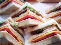 -荣誉国际酒店-云顶旋转餐厅