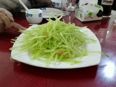 -溢心园香河肉饼总店