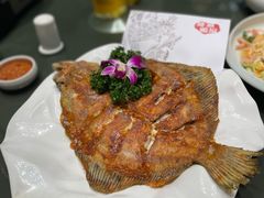 -鸿星花园酒家(银亿家园店)