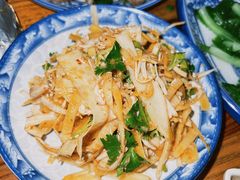 -蜗牛小馆醉乡民谣云南菜(惠新西里店)