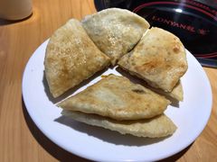 牛肉饼-大众跷脚牛肉馆·非遗传承单位(峨眉山店)