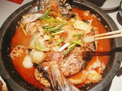-鸣记脆皮烤鱼·海鲜烤鱼(三八广场店)