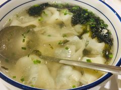 荠菜大馄饨-老人和饭店(淮海中路店)