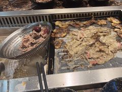 -牛里牛气· 榴莲海鲜鲜牛肉自助火锅·烤肉(横岗店)