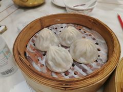 蟹粉小笼包-稻香酒家·33年老字号·港式粤菜(富邦中心店)
